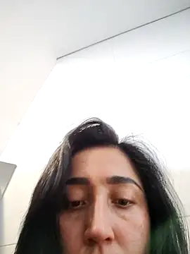 Elowyn online show from March 2026 09:48:01 PM