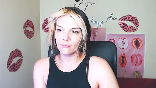 Snapshot of VanessaRey_ chatting on June 2026 06:29:02 AM VanessaRey online show from June 2026 06:29:02 AM