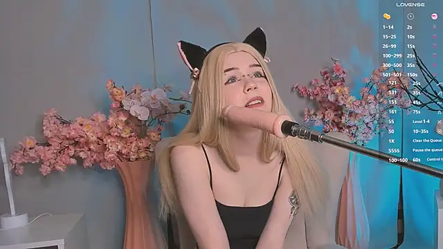 Snapshot of Janne_Stone chatting on March 2025 08:15:02 PM Janne Stone online show from March 2025 08:15:02 PM