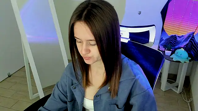 Catherine e online show from October 2025 06:25:02 PM