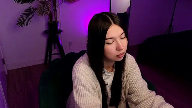 DillionHarpery online show from March 2025 07:42:02 PM