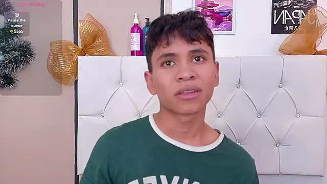 Ethan Westt online show from January 2026 08:14:02 PM