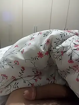 JovanRJ online show from October 2025 12:06:01 PM