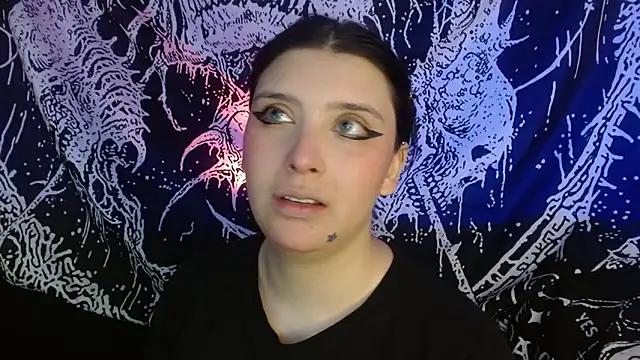 mikaskullcs online show from December 2025 09:46:02 PM