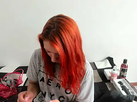 DulceXmile online show from September 2025 03:45:01 PM