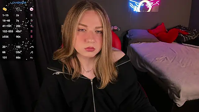 Jes Solar online show from March 2025 09:42:02 PM