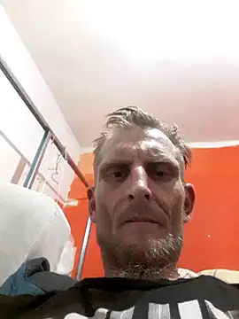 Tomassasdss online show from October 2025 02:39:02 AM