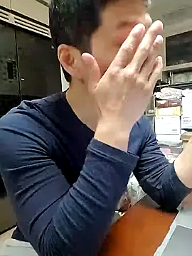 woonee827372 online show from November 2025 08:25:01 AM