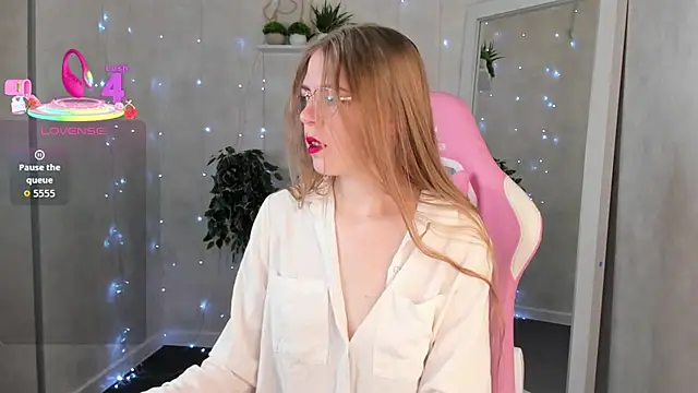 Joann Shermann online show from November 2025 01:09:02 AM