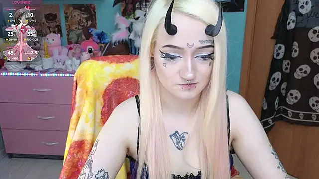 Manuela unicorn online show from March 2026 08:15:02 PM