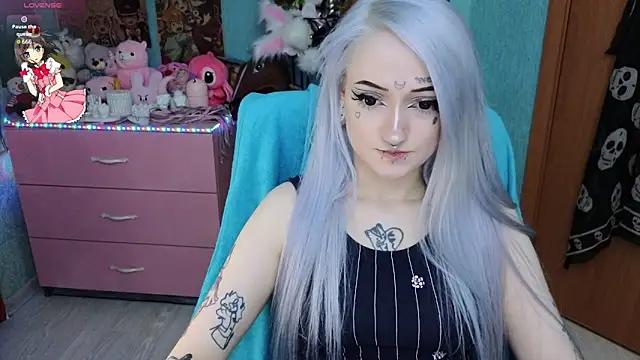 Manuela unicorn online show from March 2026 09:20:02 PM