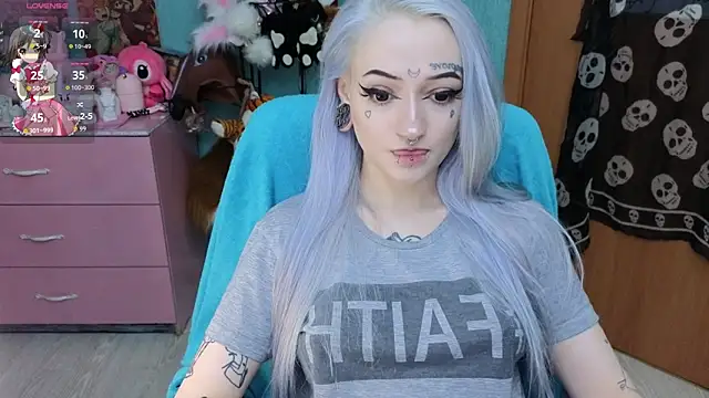 Manuela unicorn online show from March 2026 09:03:02 PM