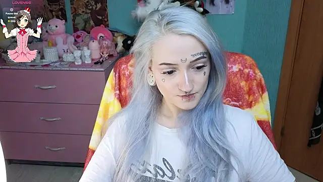 Manuela unicorn online show from April 2026 09:02:01 PM