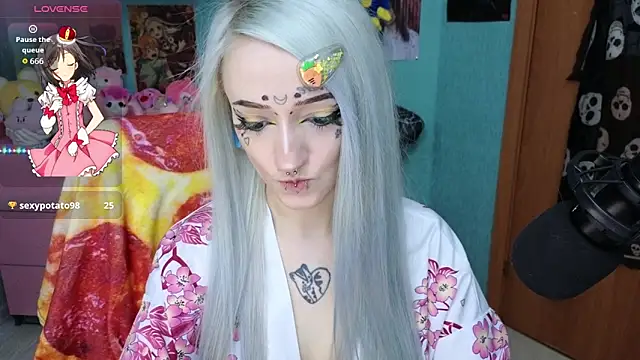 Snapshot of Manuela_unicorn chatting on May 2026 08:14:02 PM Manuela unicorn online show from May 2026 08:14:02 PM