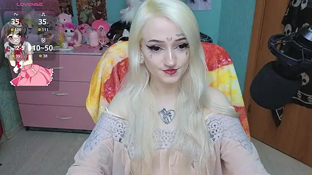 Snapshot of Manuela_unicorn chatting on May 2026 07:53:02 PM Manuela unicorn online show from May 2026 07:53:02 PM