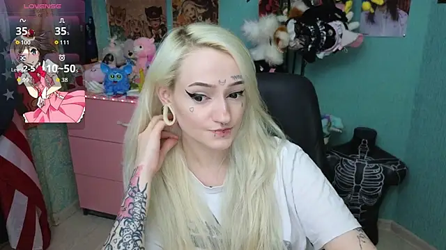 Snapshot of Manuela_unicorn chatting on June 2026 08:41:01 PM Manuela unicorn online show from June 2026 08:41:01 PM