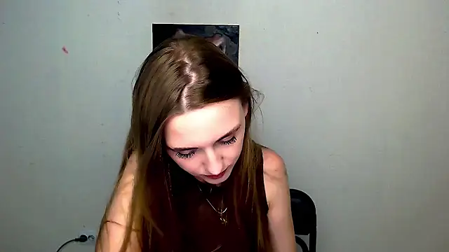 Snapshot of Doll_Angelina chatting on June 2026 06:12:02 AM Doll Angelina online show from June 2026 06:12:02 AM