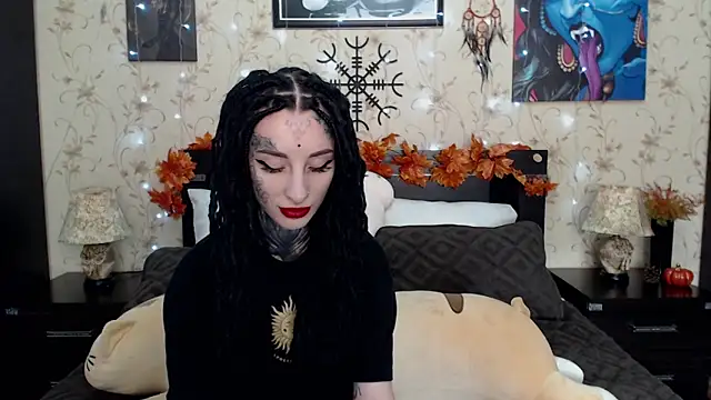 Velvetbat online show from October 2025 07:09:02 AM