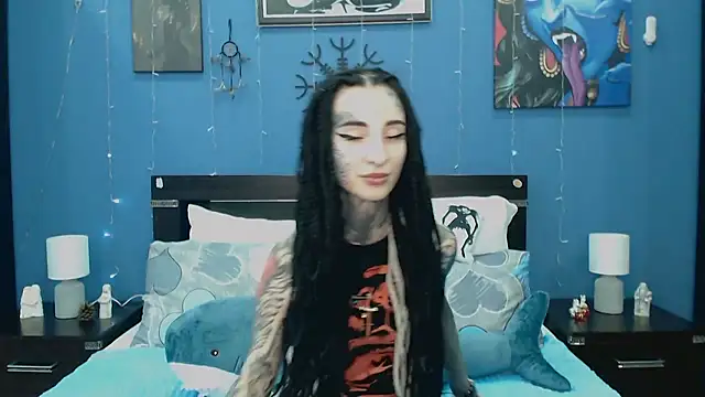 Snapshot of Velvetbat chatting on June 2026 07:07:03 AM Velvetbat online show from June 2026 07:07:03 AM