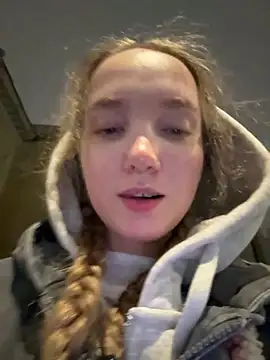 bambi lu online show from March 2026 07:49:02 PM