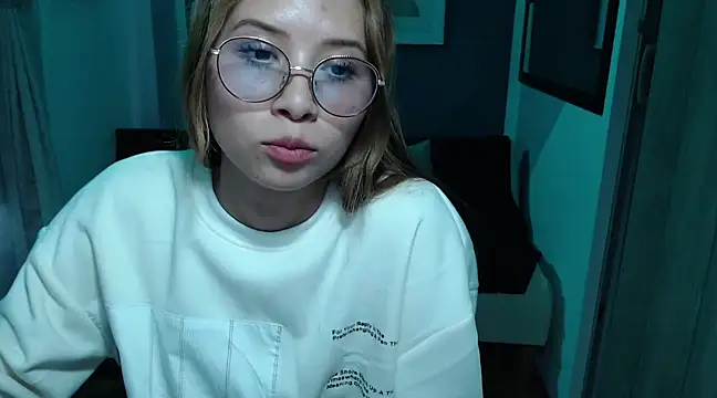 Fiorellaa delsd online show from March 2025 12:56:01 PM