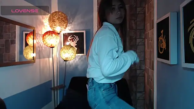 Fiorellaa delsd online show from September 2025 03:39:01 PM