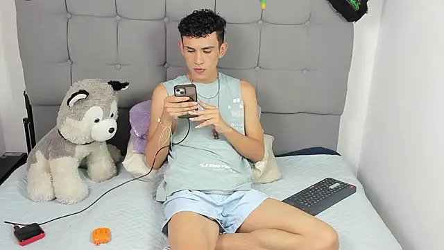 Snapshot of jeims_hotboy chatting on January 2026 02:36:02 AM jeims hotboy online show from January 2026 02:36:02 AM