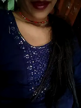 Snapshot of Eshwari_Chopra chatting on May 2026 11:38:02 AM Eshwari Chopra online show from May 2026 11:38:02 AM