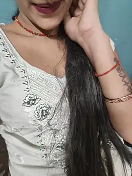 Snapshot of Eshwari_Chopra chatting on May 2026 02:29:01 AM Eshwari Chopra online show from May 2026 02:29:01 AM