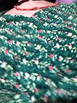 Eshna Dabral online show from November 2025 02:06:01 PM