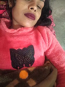 Eshna Dabral online show from November 2025 04:11:02 PM