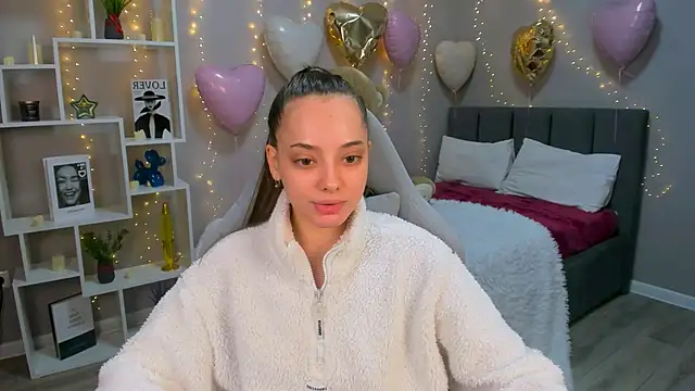 MelanieAlves online show from February 2026 01:41:02 PM