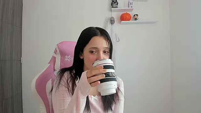 ImBunnyNova online show from October 2025 01:55:01 PM