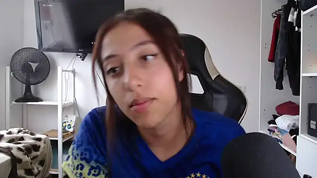 babygirlfree online show from February 2026 06:49:02 PM