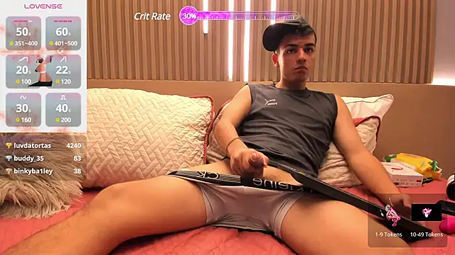 Hotboy21  online show from March 2025 04:18:02 PM