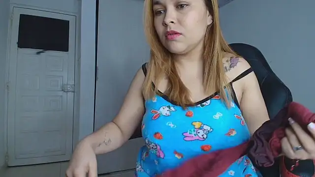 lovehotpink online show from December 2025 04:08:02 AM