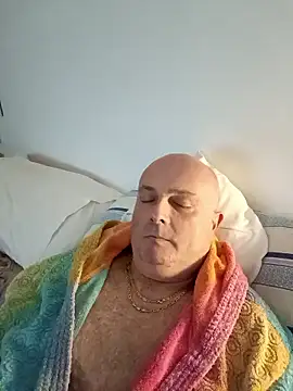 Snapshot of Alexis_Bull chatting on January 2026 12:27:02 AM Alexis Bull online show from January 2026 12:27:02 AM