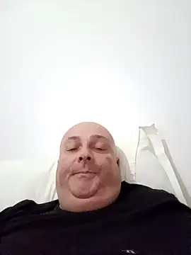 Snapshot of Alexis_Bull chatting on February 2026 01:13:02 AM Alexis Bull online show from February 2026 01:13:02 AM