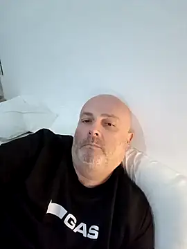 Snapshot of Alexis_Bull chatting on March 2026 02:30:01 PM Alexis Bull online show from March 2026 02:30:01 PM