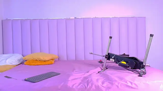 Snapshot of AgataDoll chatting on November 2025 08:12:01 PM AgataDoll online show from November 2025 08:12:01 PM