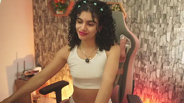 bonniie 98  online show from June 2026 07:20:01 PM