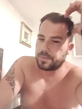 iunutmi online show from September 2025 08:43:01 PM