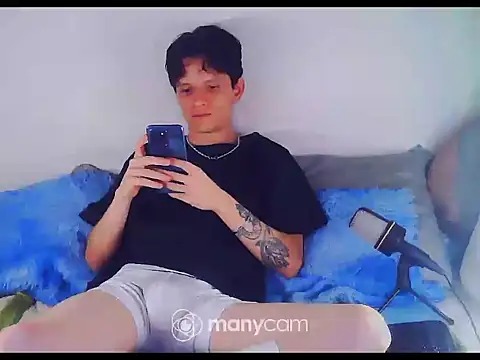 santihot089 online show from February 2026 08:38:01 PM