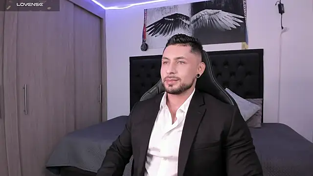 santi aesthetic online show from October 2025 03:48:01 AM