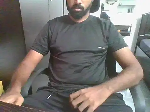 lovelyakash69 online show from January 2026 06:06:01 AM