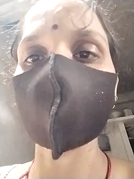 Snapshot of Soniy-Maax chatting on September 2025 07:30:02 AM Soniy-Maax online show from September 2025 07:30:02 AM