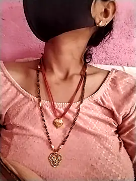 Snapshot of Soniy-Maax chatting on February 2026 08:24:02 AM Soniy-Maax online show from February 2026 08:24:02 AM