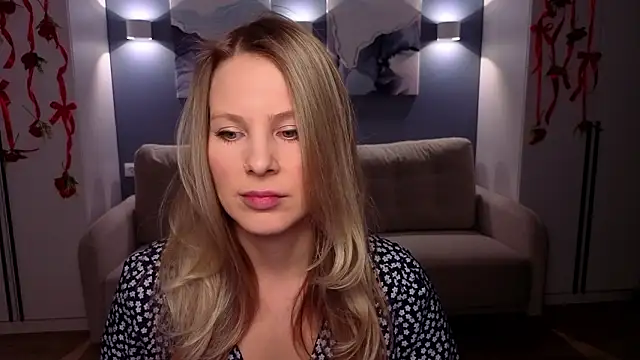 MelanieBennett online show from February 2026 06:09:01 AM