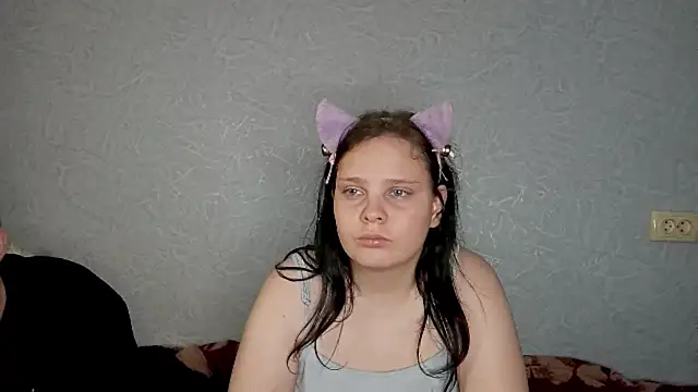 Snapshot of SweetPiggyx chatting on April 2026 09:52:01 PM SweetPiggyx online show from April 2026 09:52:01 PM