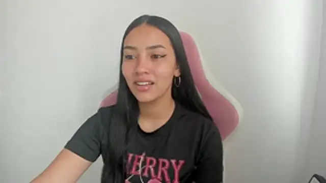 Snapshot of karely_sweet_ chatting on July 2026 02:34:01 PM karely sweet online show from July 2026 02:34:01 PM